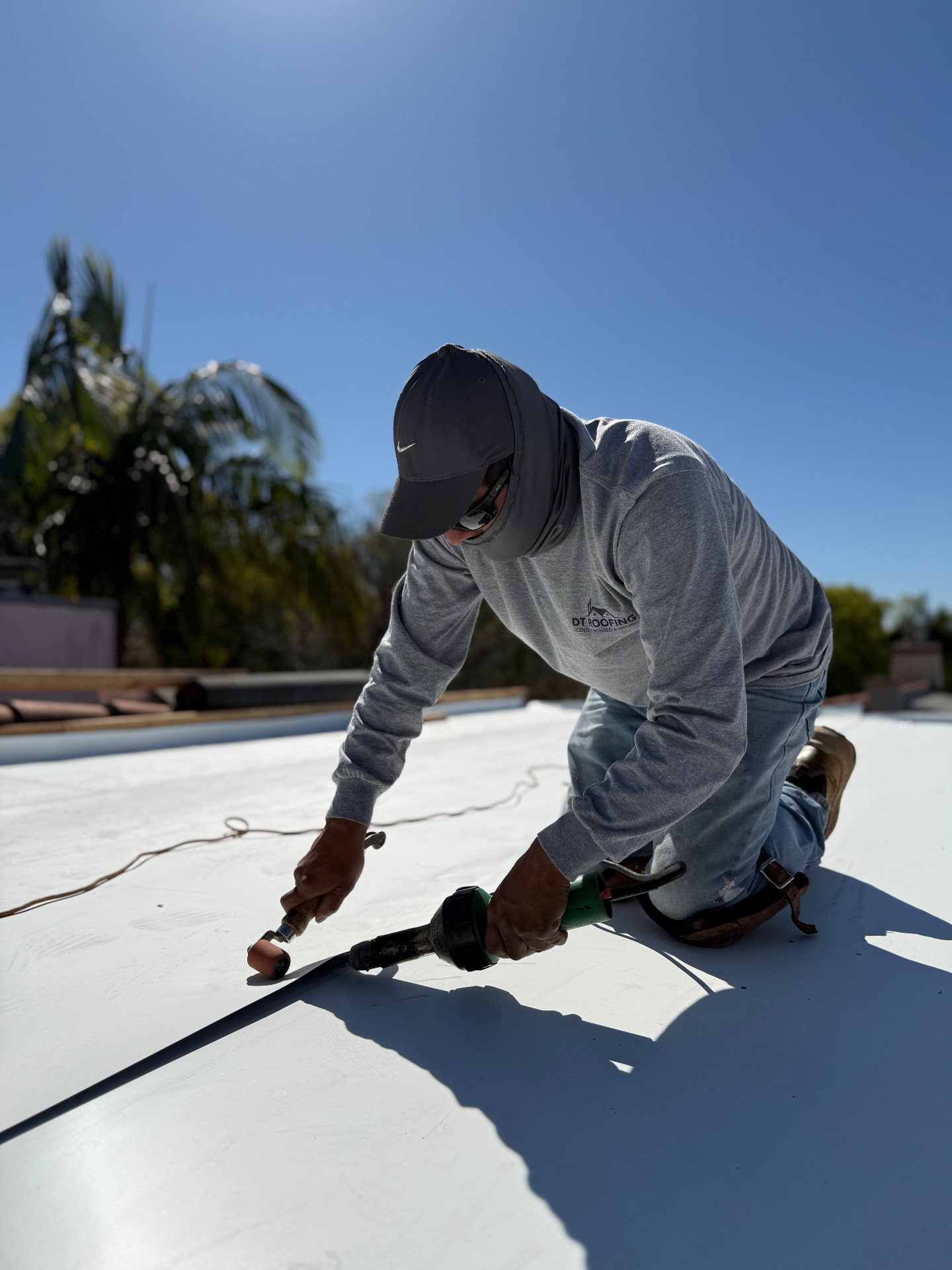 Sealing a white TPO flat roof